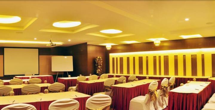 The Arcadia Hotel Coimbatore Exterior photo
