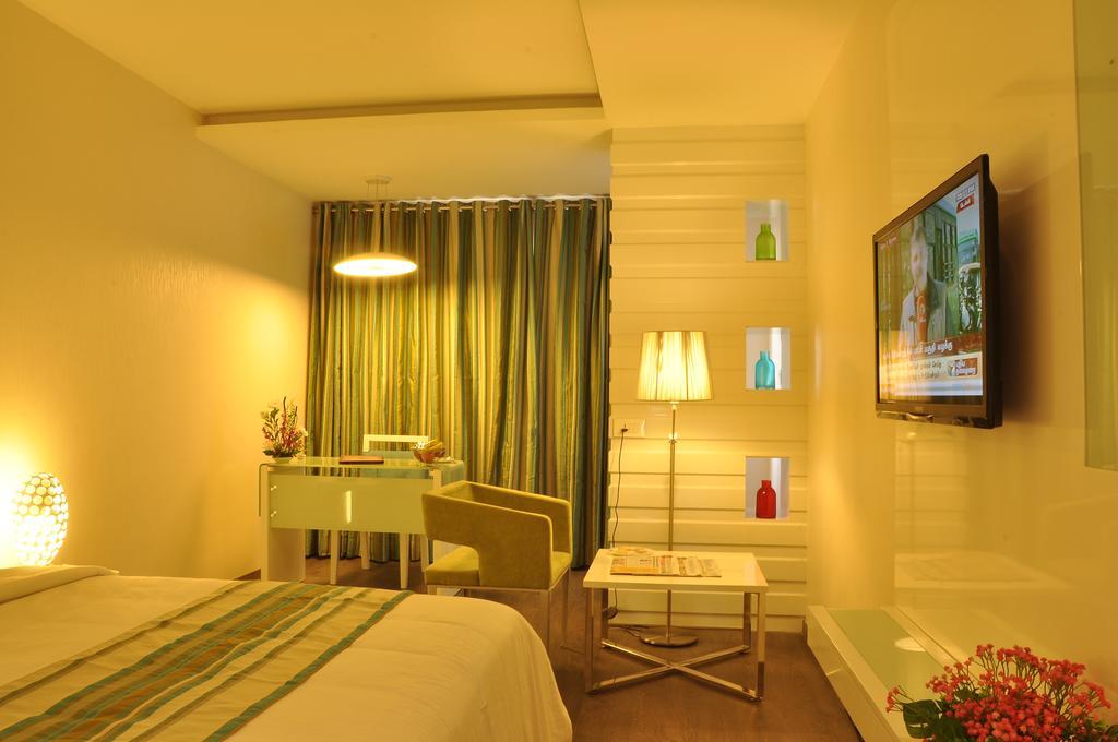 The Arcadia Hotel Coimbatore Exterior photo