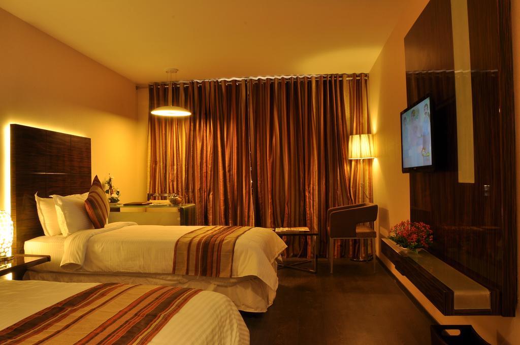 The Arcadia Hotel Coimbatore Exterior photo
